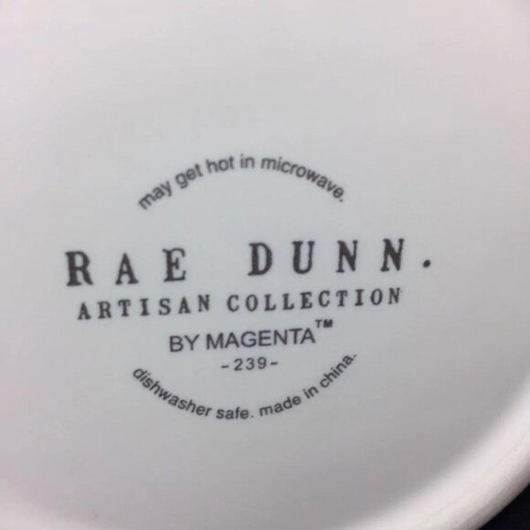 Rae Dunn Mug "MOM IS ALWAYS RIGHT" NEW WITHOUT TAGS! - Picture 2 of 2